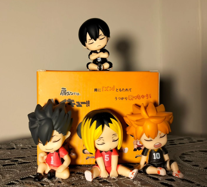 sleepy haikyu figure